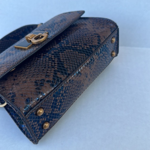 New GUESS Stephi Micro Mini Crossbody Bag - Picture 9 of 12